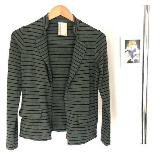 Blazer - Picture 1 of 1